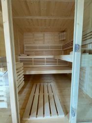 INDOOR SAUNA CABIN 4-CORNER ID1576