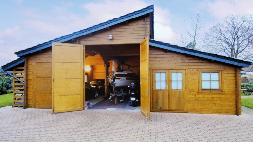 Garage Molto Grande ID458